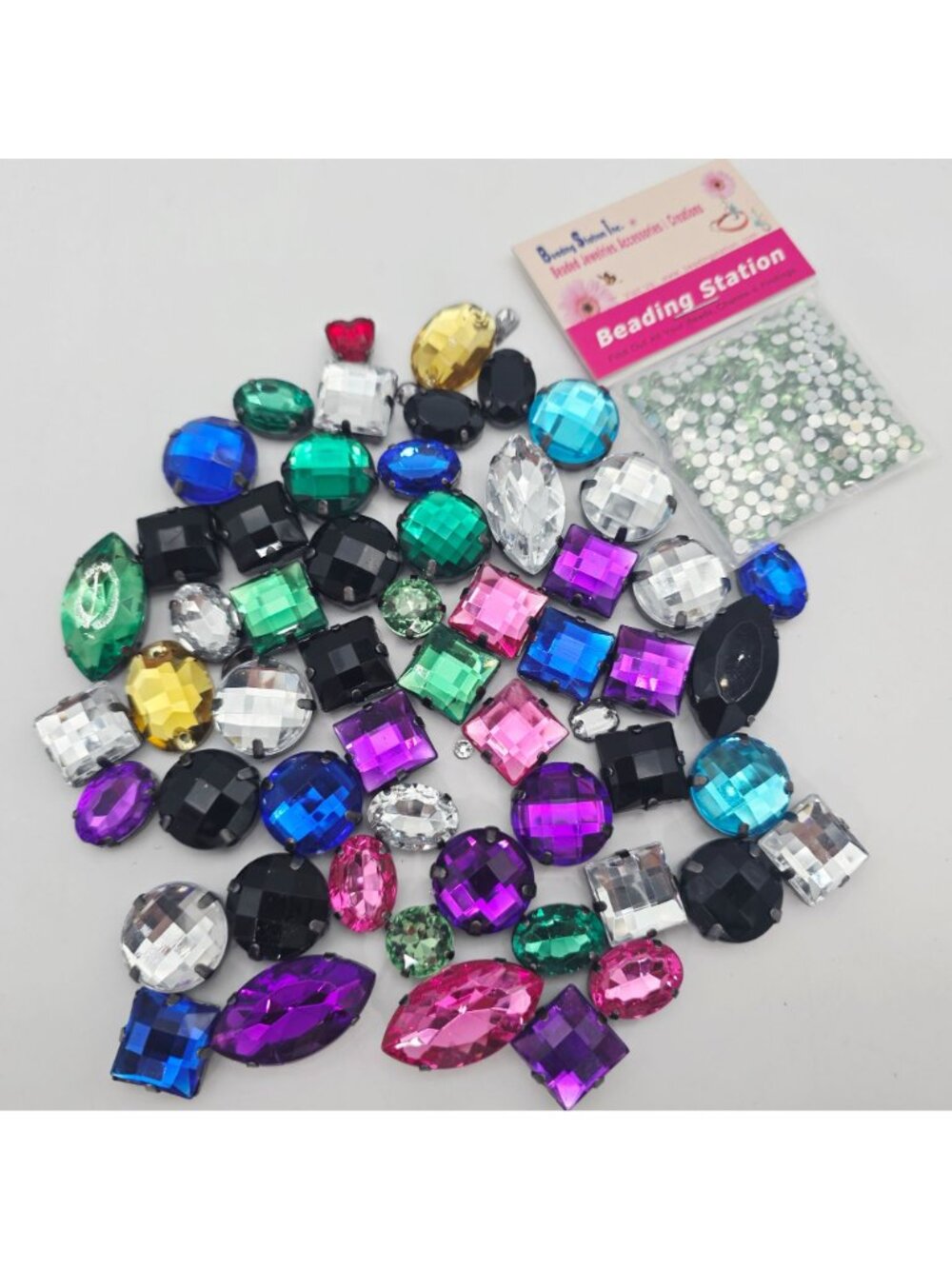 Assorted Craft Rhinestones & Gems For Jewelry Making Sewing DIY Projects - Picture 2 of 7